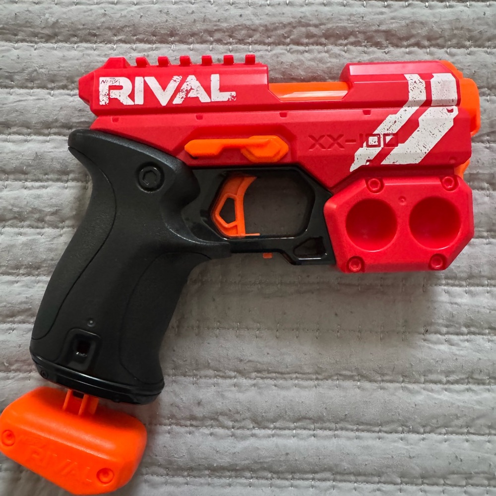 Nerf Rival Knockout- Red and Black Toy Blaster